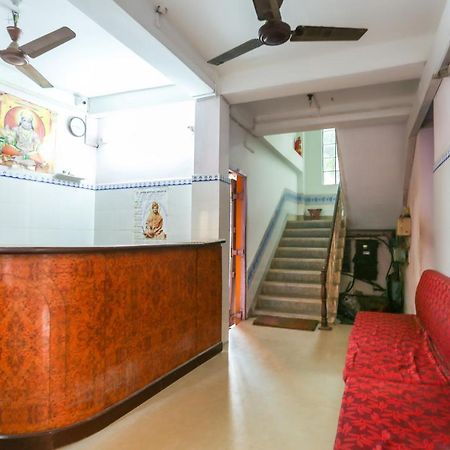 Hôtel Spot On 75685 Shri Giriraj Dham à Vrindāvan Extérieur photo