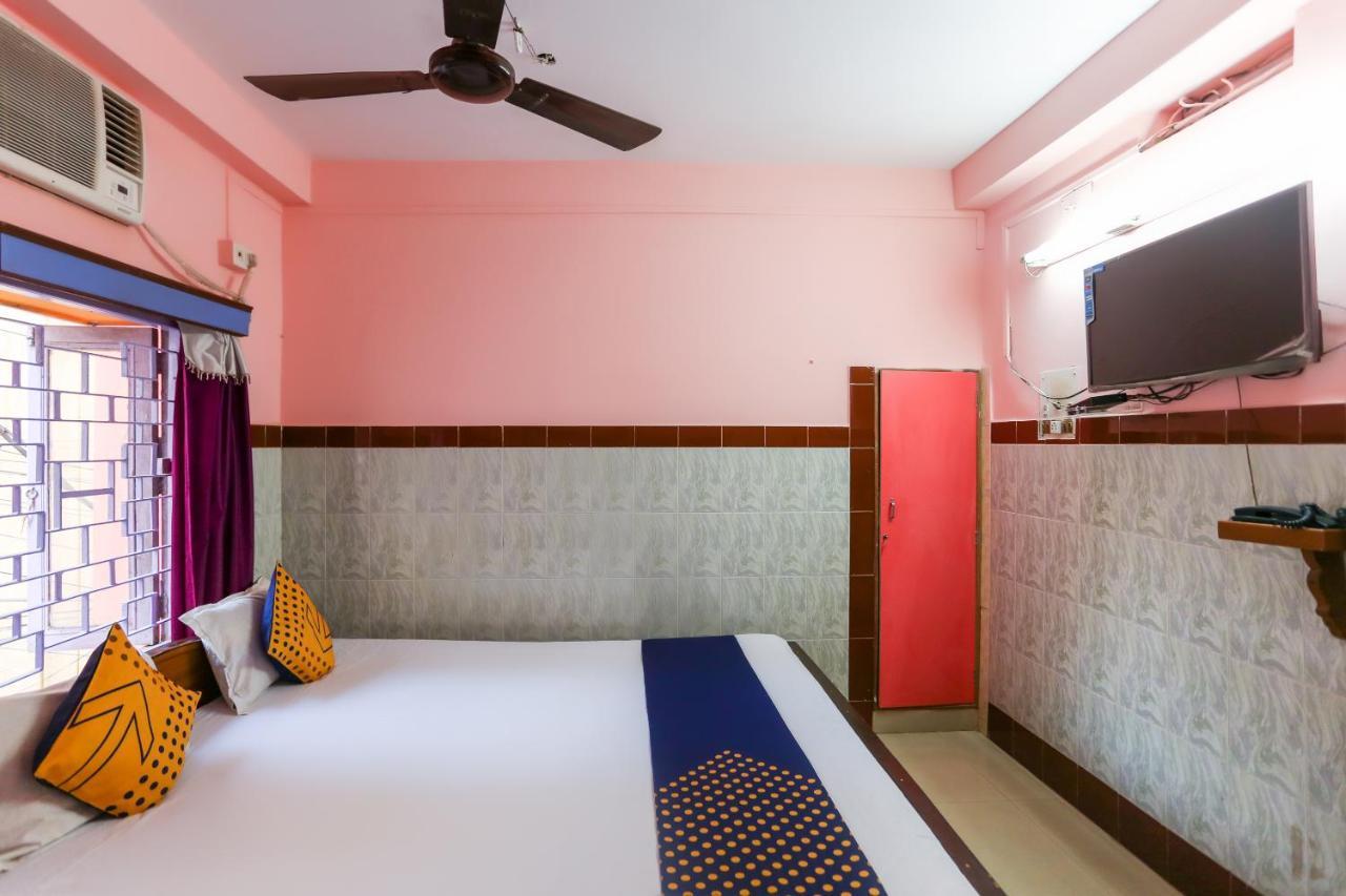 Hôtel Spot On 75685 Shri Giriraj Dham à Vrindāvan Extérieur photo